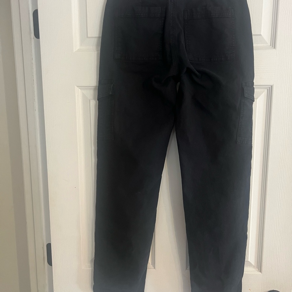 American Eagle Women’s Black Cargo Pants